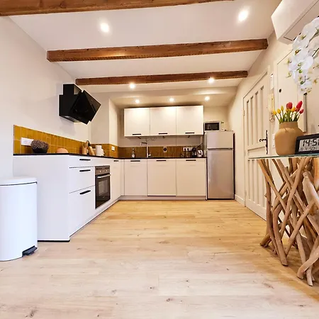 Le Cinema - T2 Refait A Neuf Apartment *